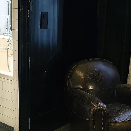 Hotel Les Nuits 4*