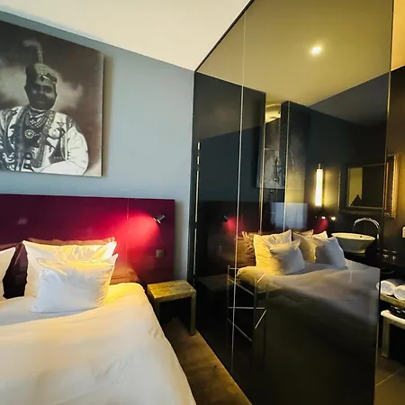 Hotel Les Nuits 4*