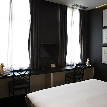 Les Nuits Hotel