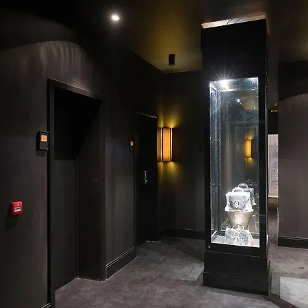 Les Nuits 4* Amberes