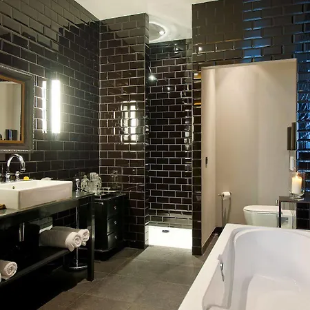 Les Nuits 4* Antwerp