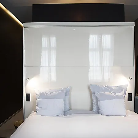 Les Nuits Hotel 4*
