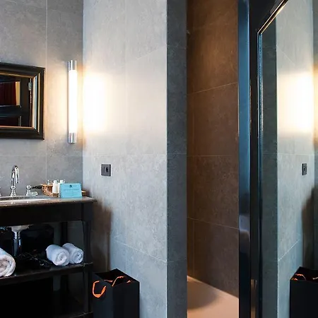 Les Nuits Hotel Anvers