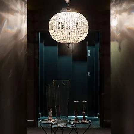 Les Nuits Hotel